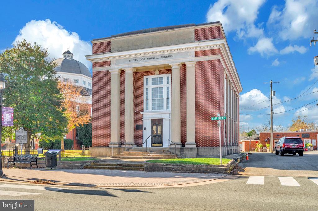 203 Bibb St