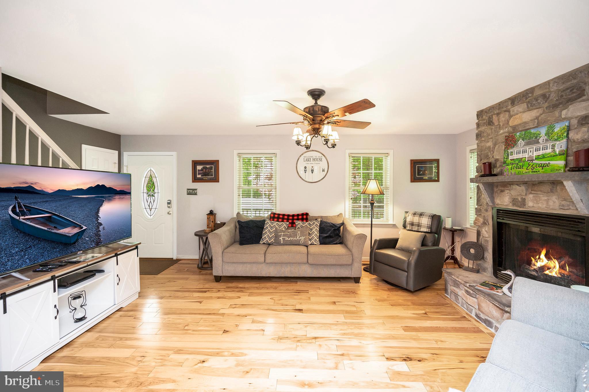 78 FOREST LANE