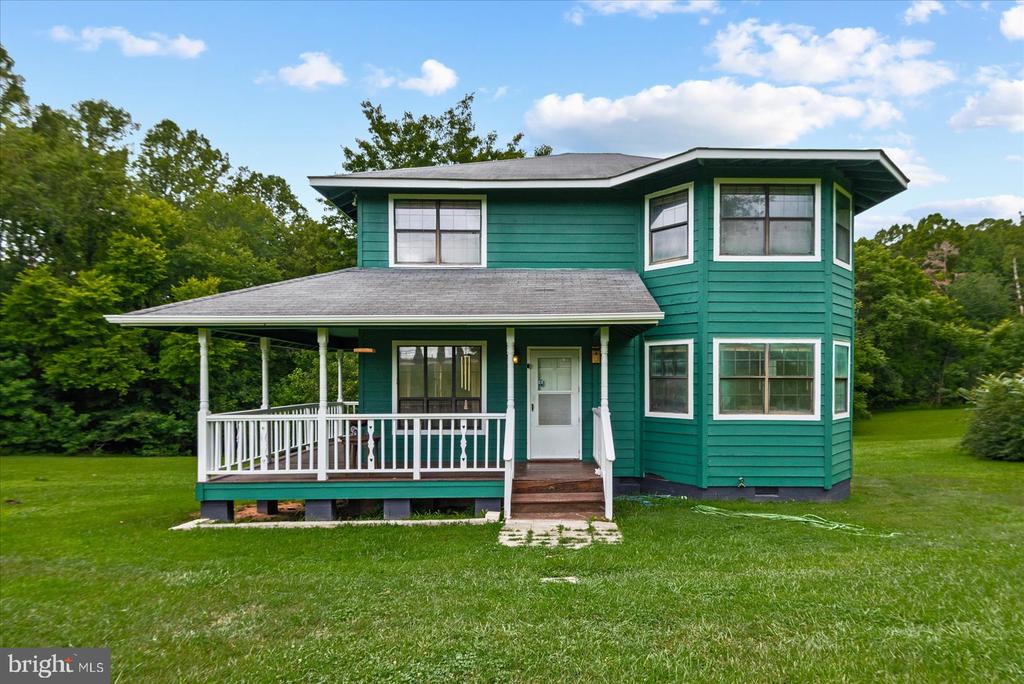 1211 MT AIRY ROAD