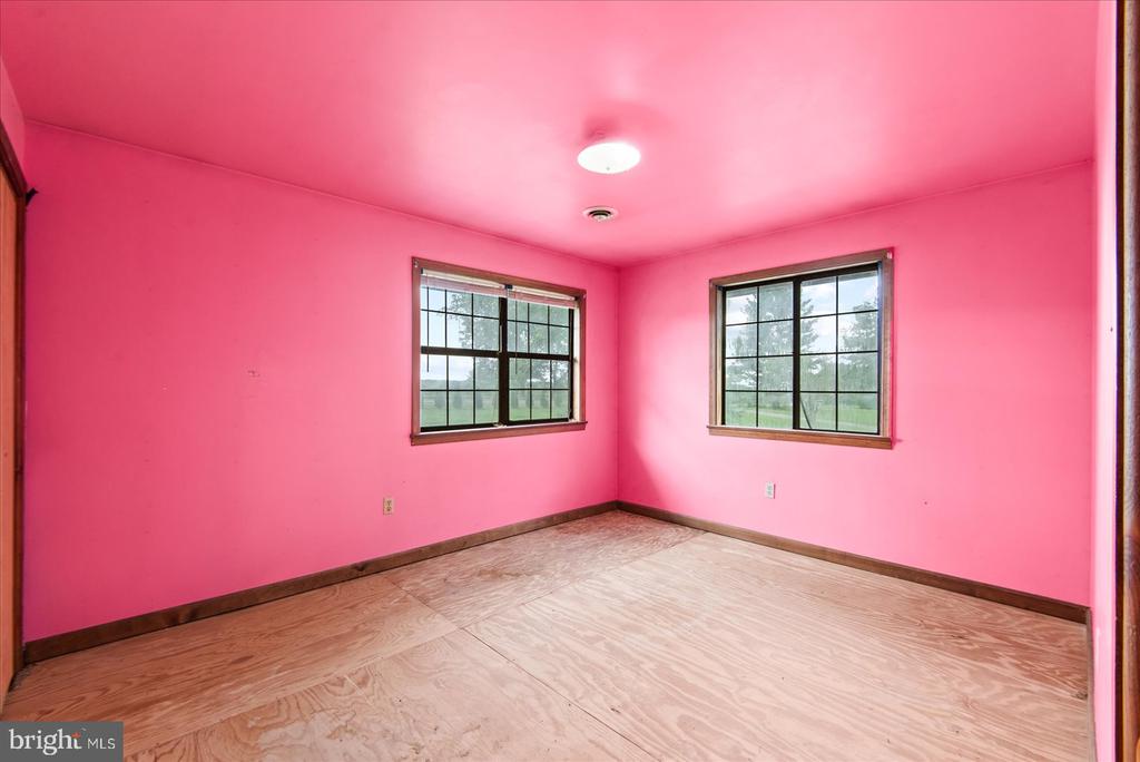 1211 MT AIRY ROAD