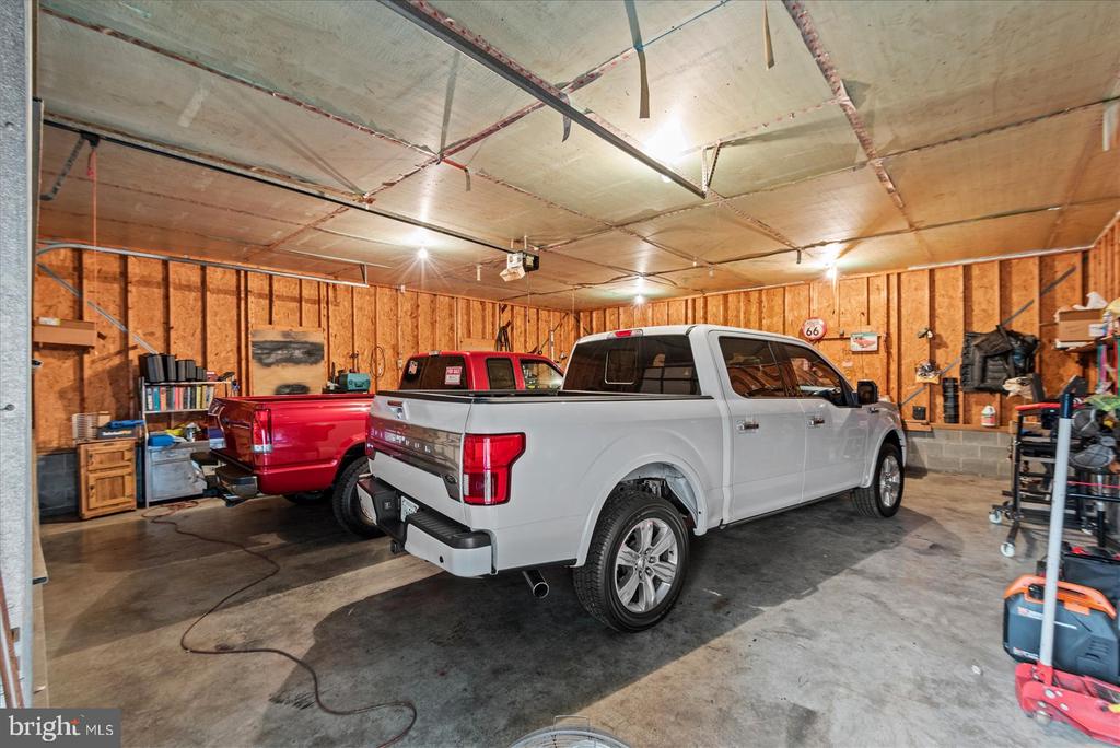 1211 MT AIRY ROAD