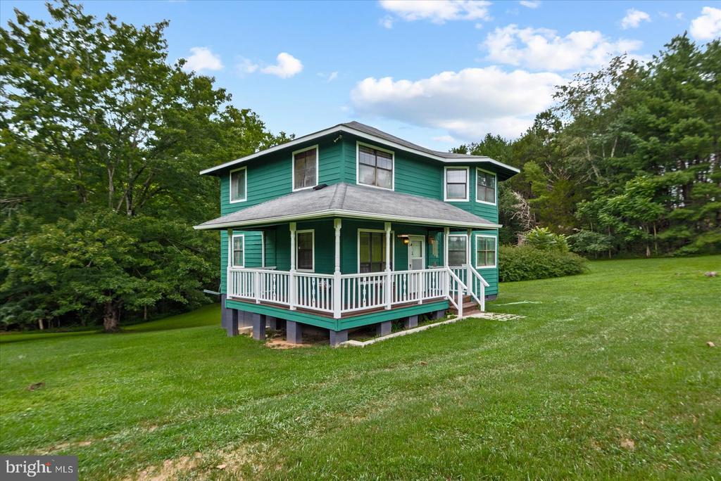 1211 MT AIRY ROAD