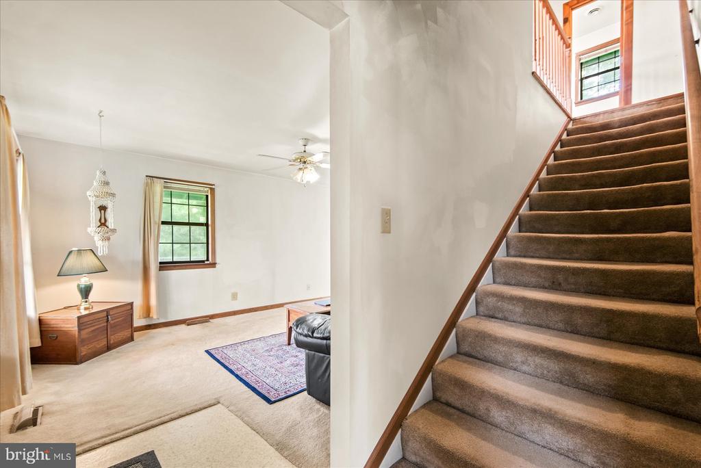 1211 MT AIRY ROAD