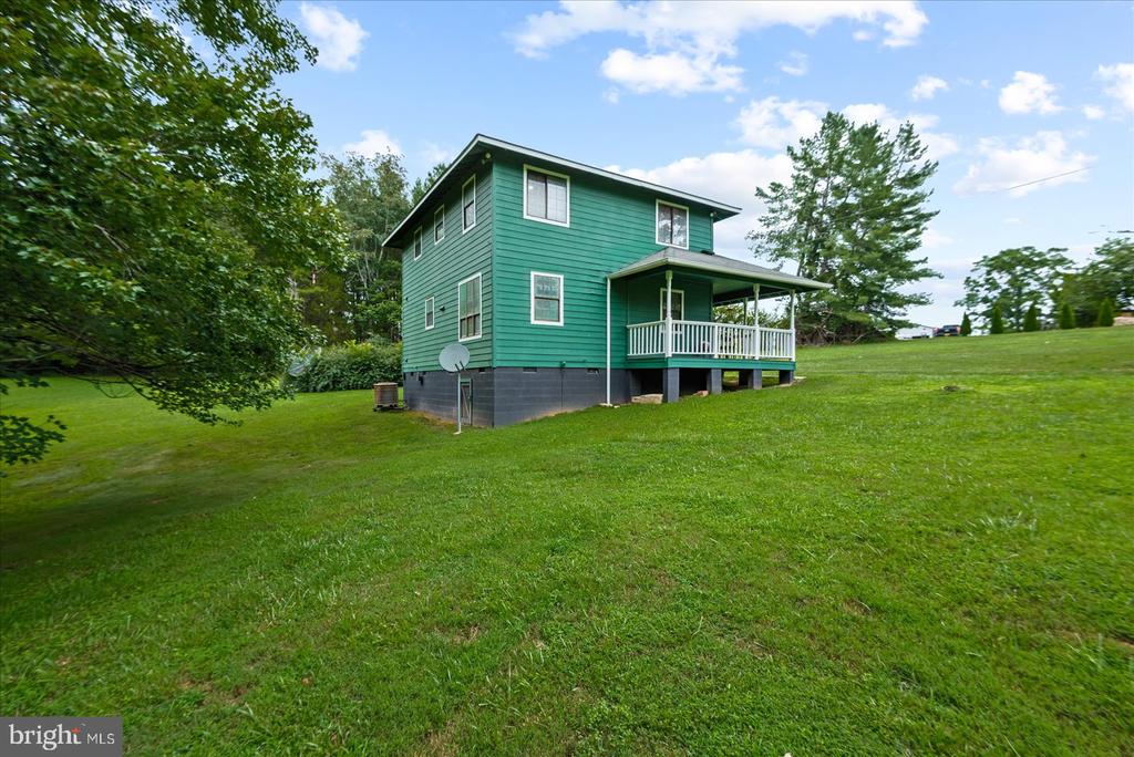 1211 MT AIRY ROAD