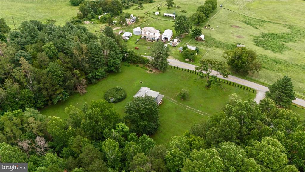 1211 MT AIRY ROAD