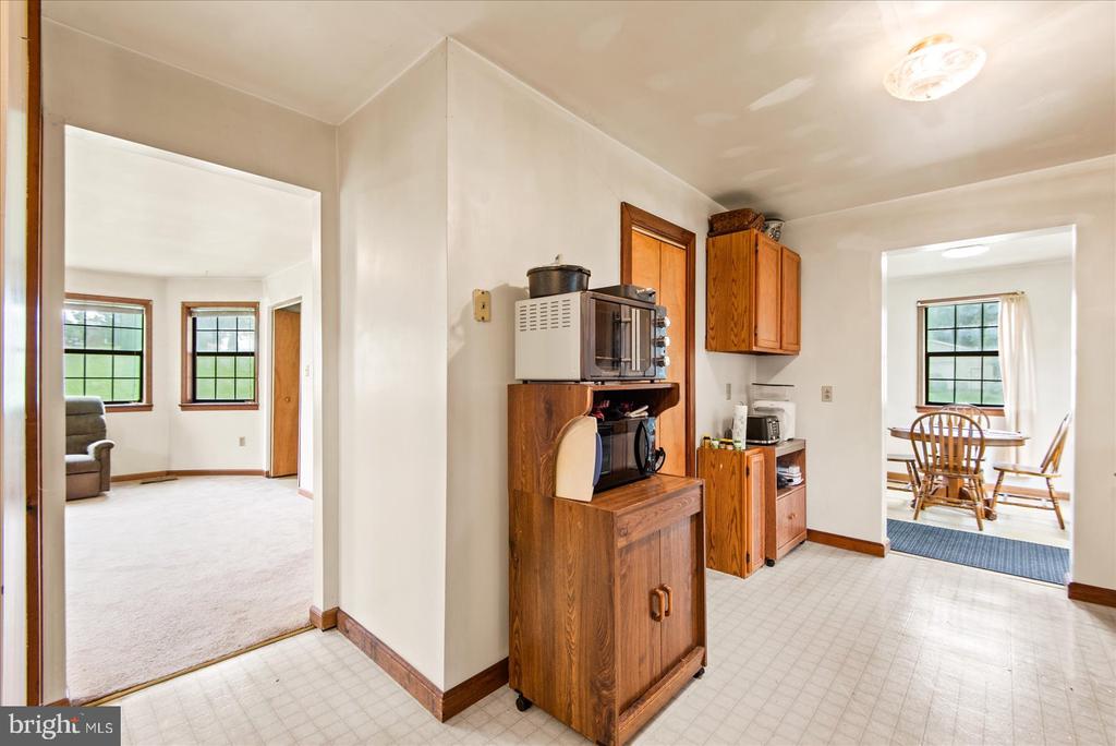 1211 MT AIRY ROAD