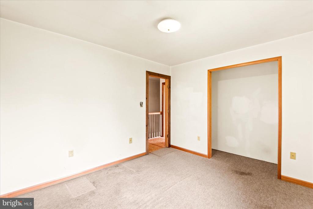 1211 MT AIRY ROAD