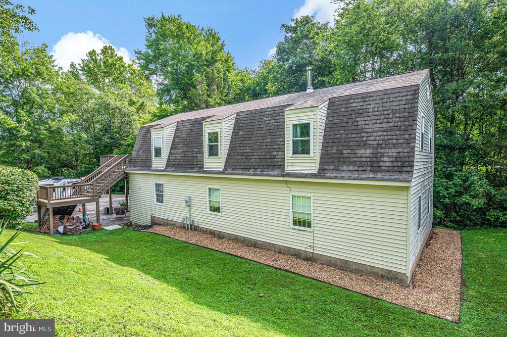 446 BAILEY DRIVE