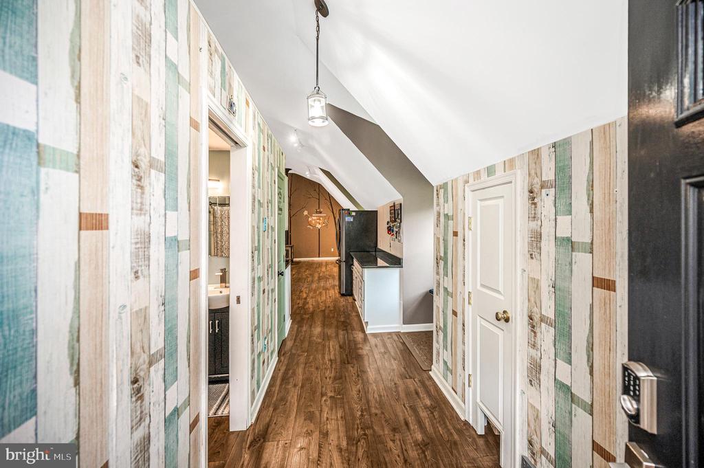 446 BAILEY DRIVE