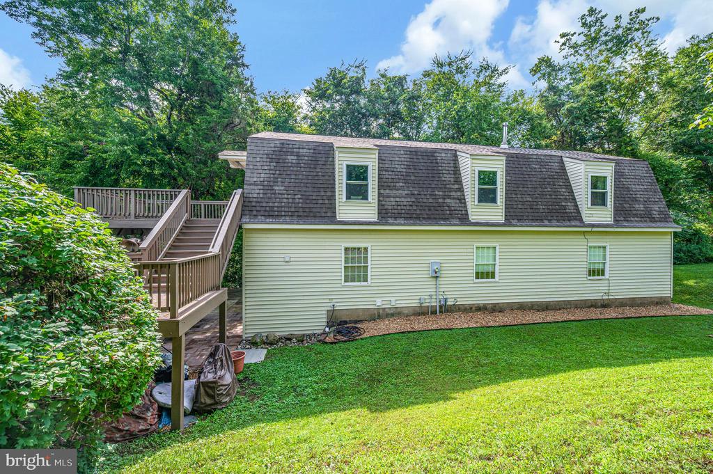 446 BAILEY DRIVE