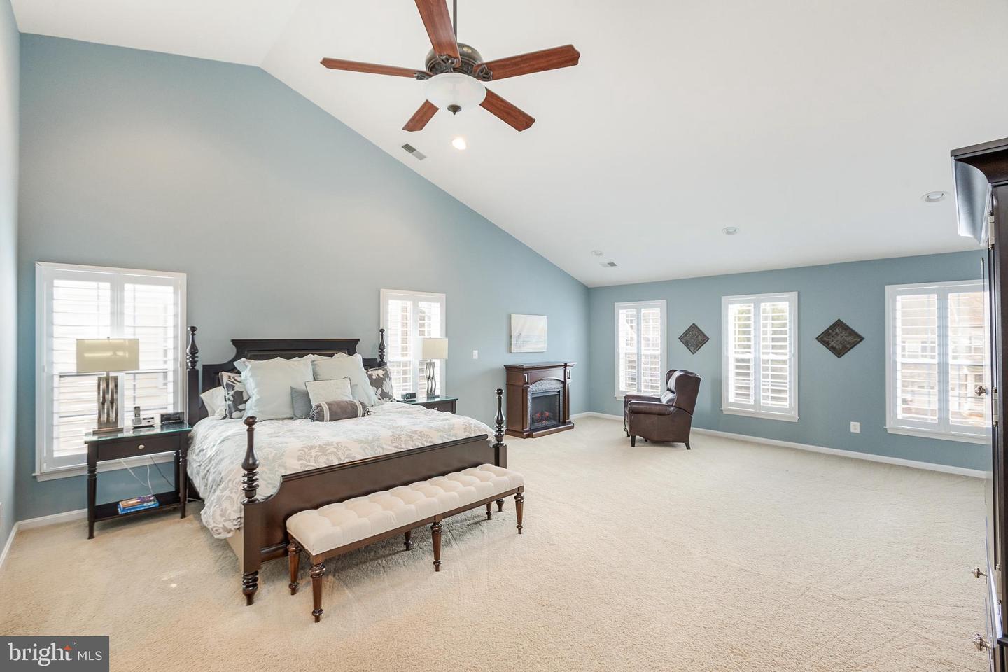 24796 Hornfels COURT