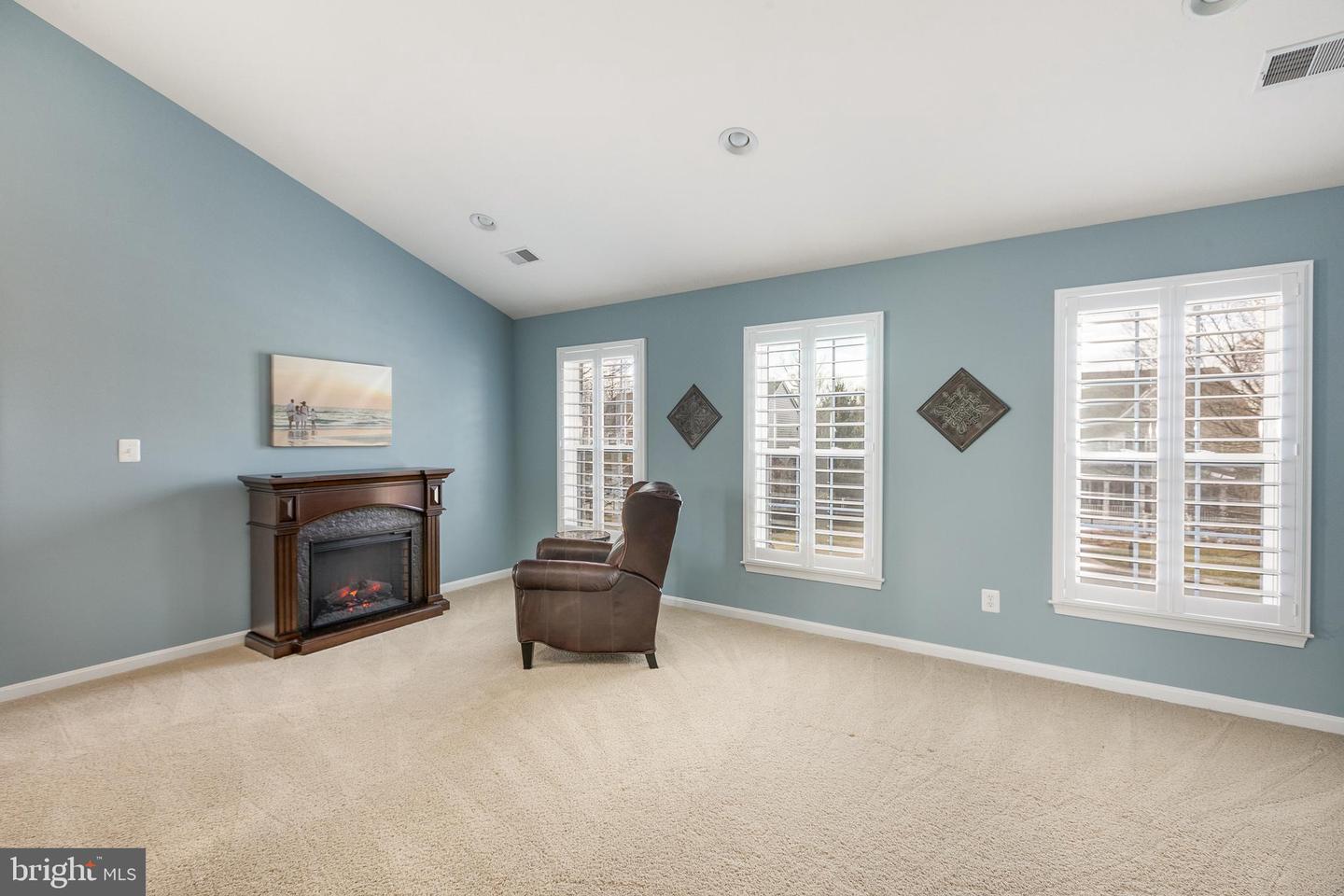 24796 Hornfels COURT