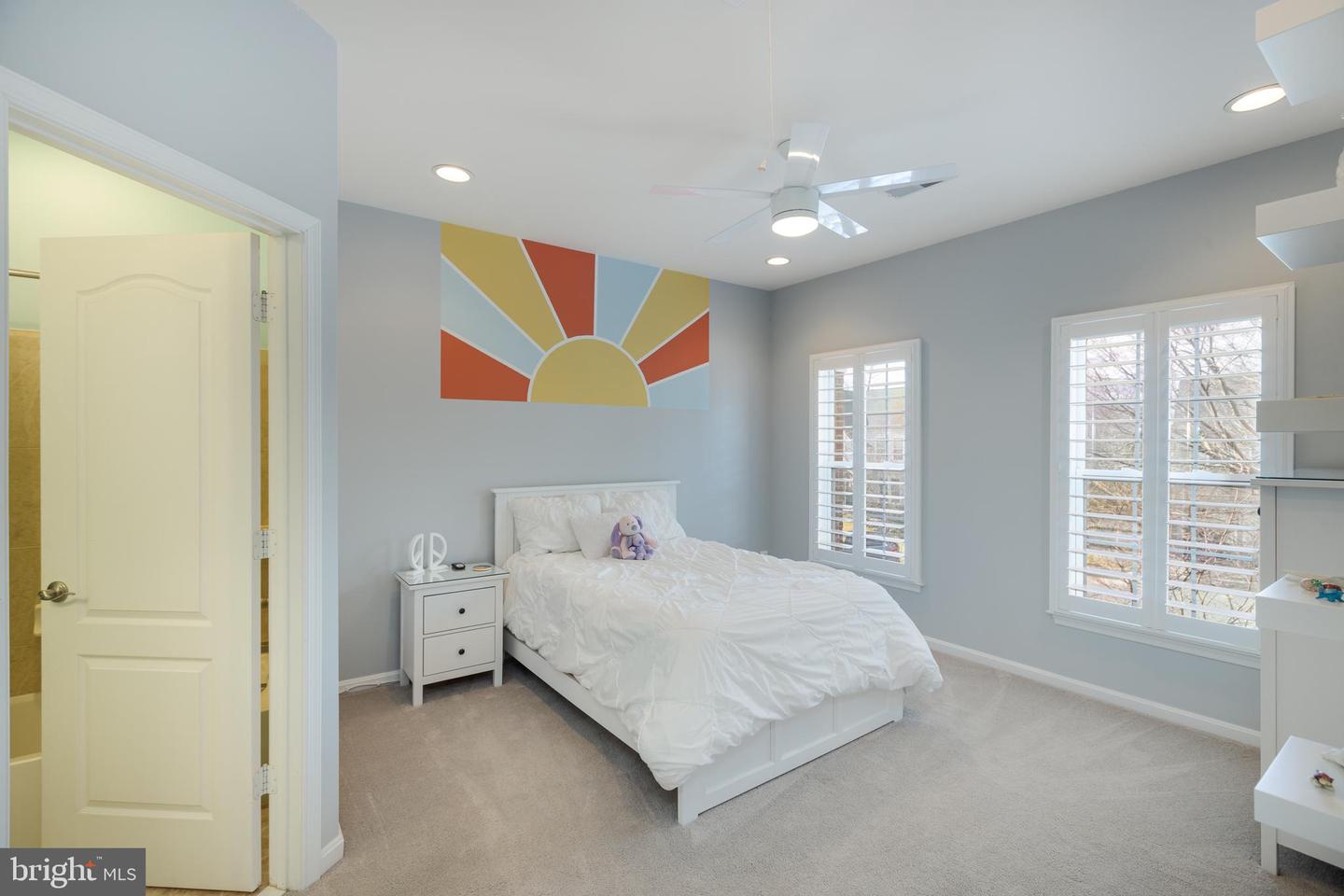 24796 Hornfels COURT