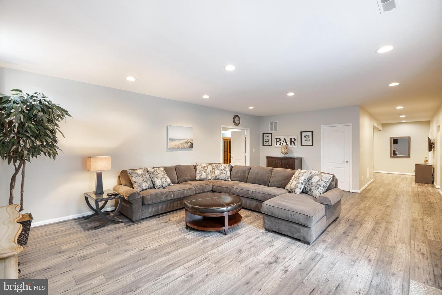 24796 Hornfels COURT