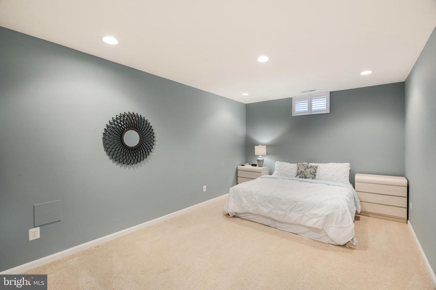 24796 Hornfels COURT