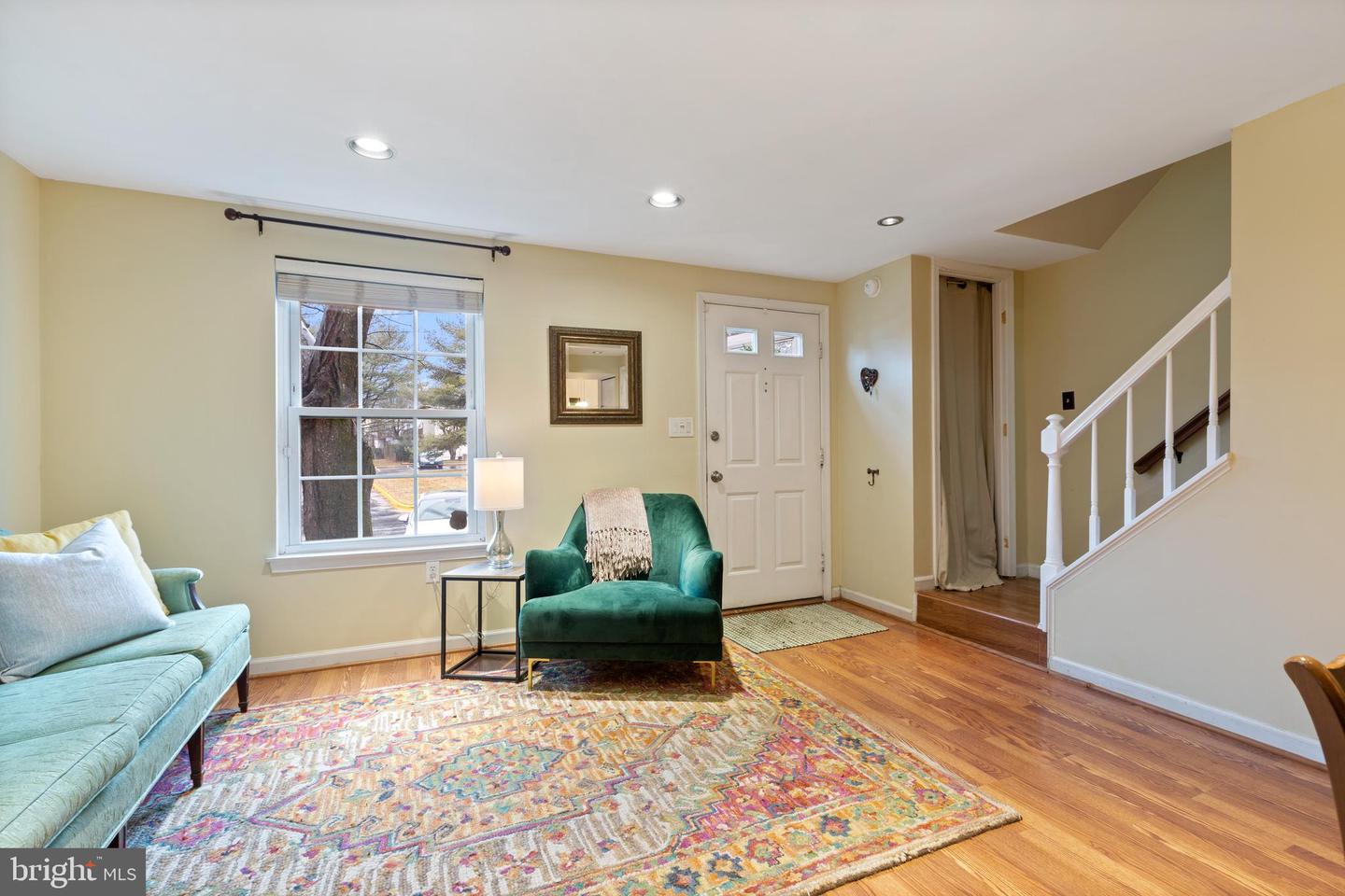57 Benton COURT