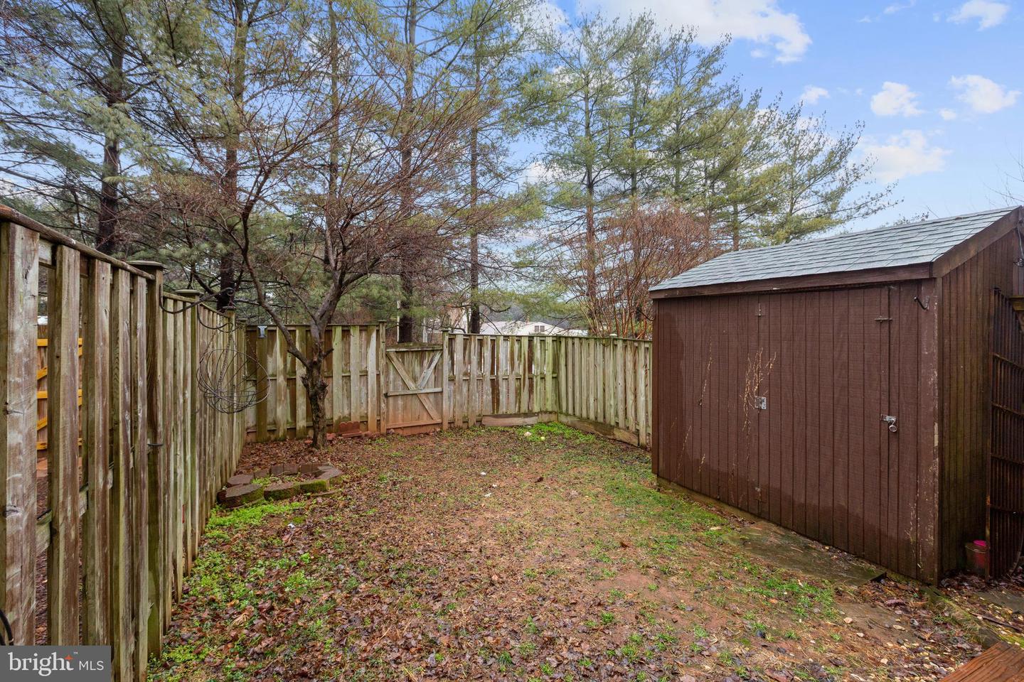57 Benton COURT