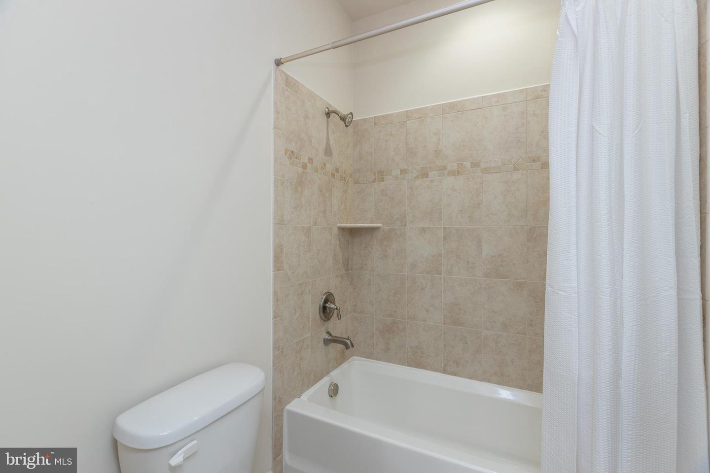 24916 Earlsford DRIVE