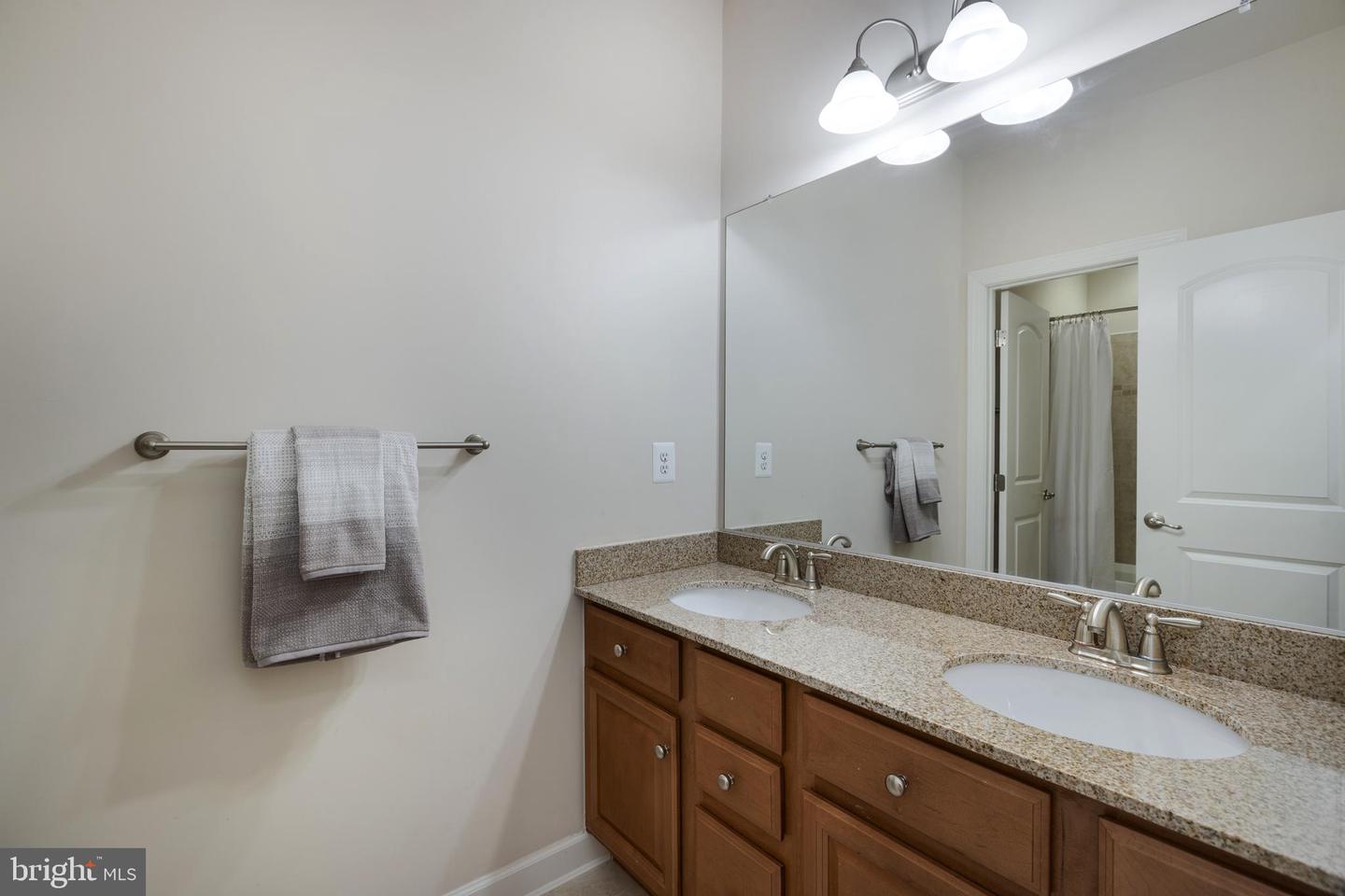 24916 Earlsford DRIVE