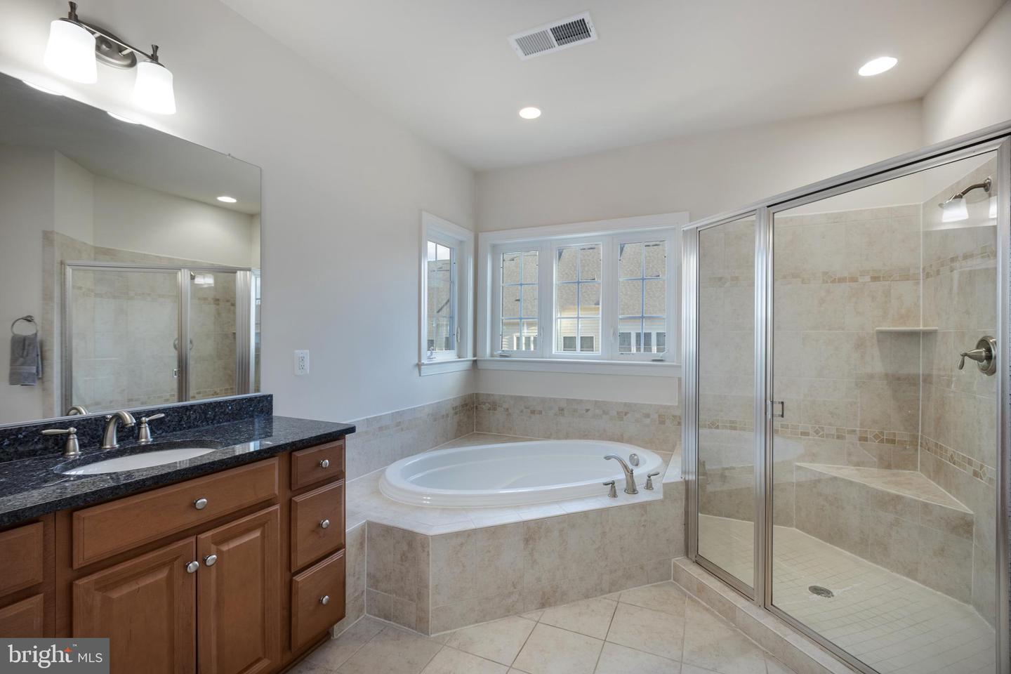 24916 Earlsford DRIVE