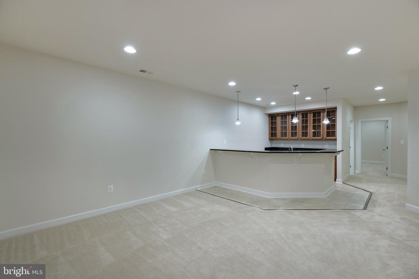 24916 Earlsford DRIVE