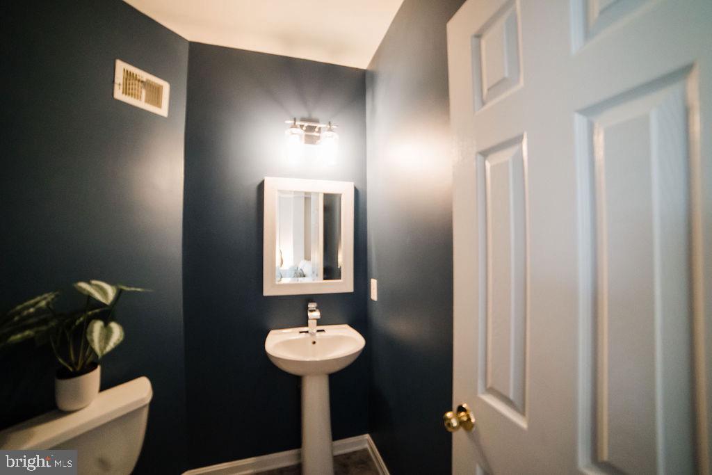 166 Connery TERRACE SW