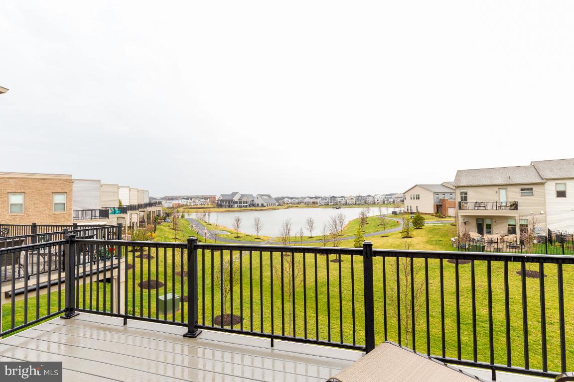 42811 Cumulus TERRACE