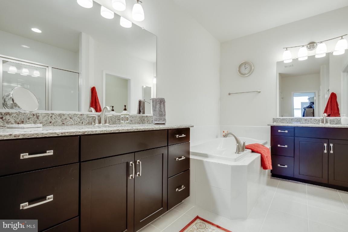 42811 Cumulus TERRACE