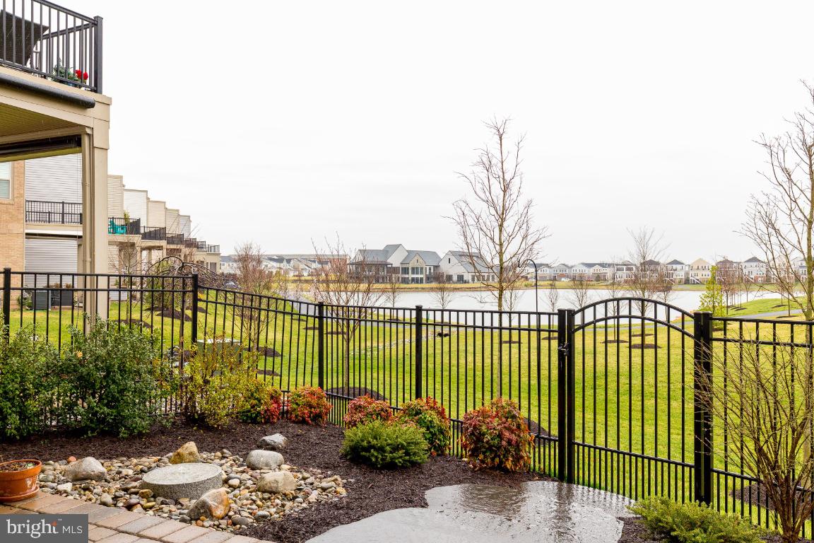 42811 Cumulus TERRACE