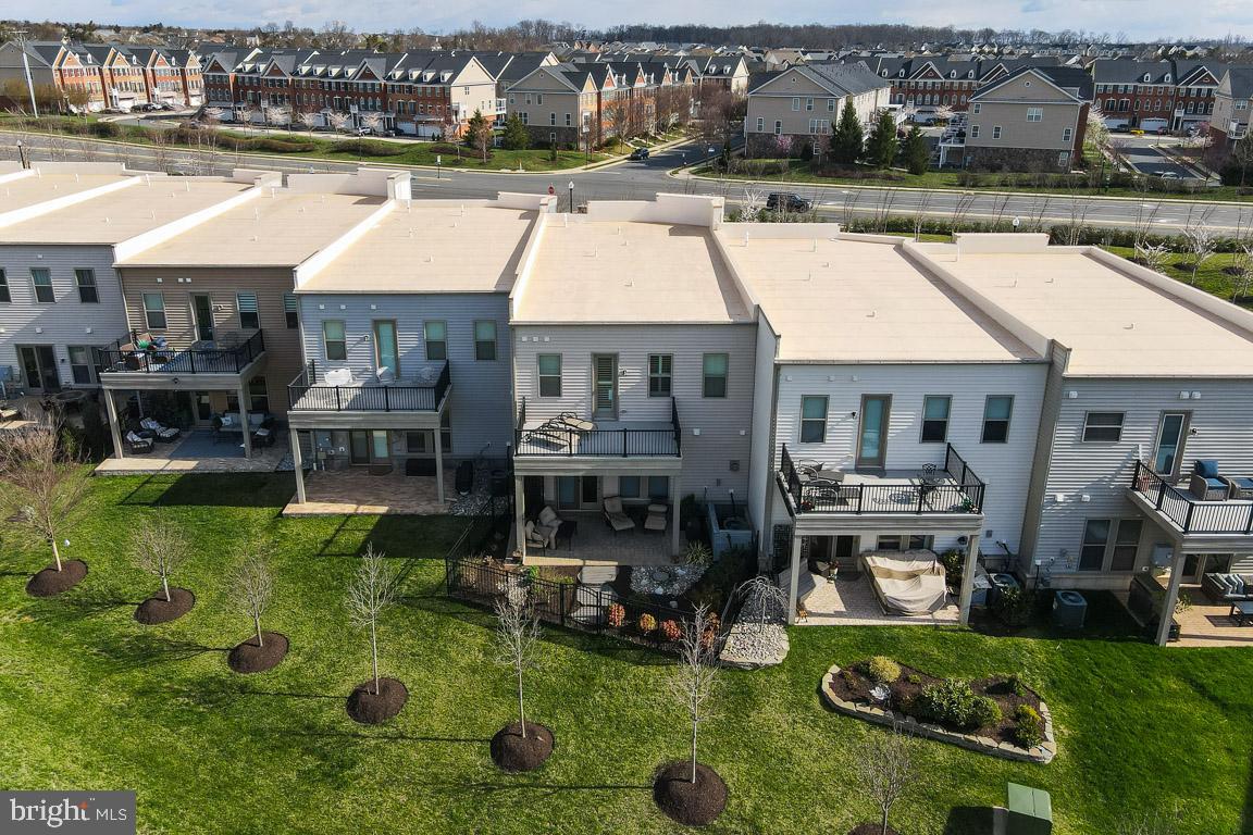 42811 Cumulus TERRACE