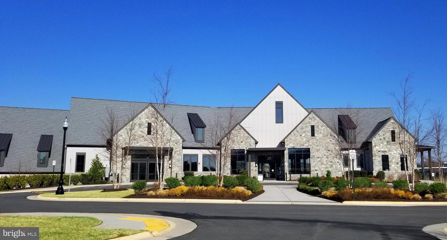 42811 Cumulus TERRACE