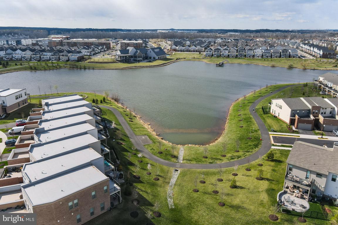 42811 Cumulus TERRACE