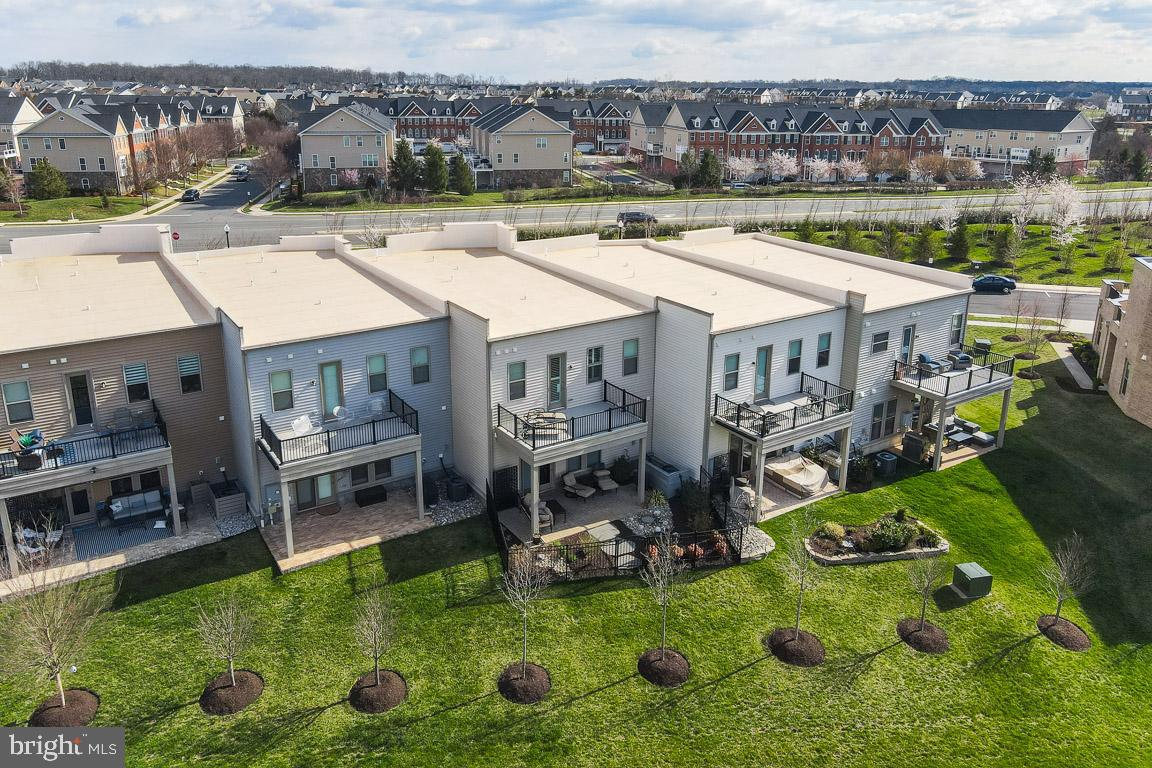 42811 Cumulus TERRACE