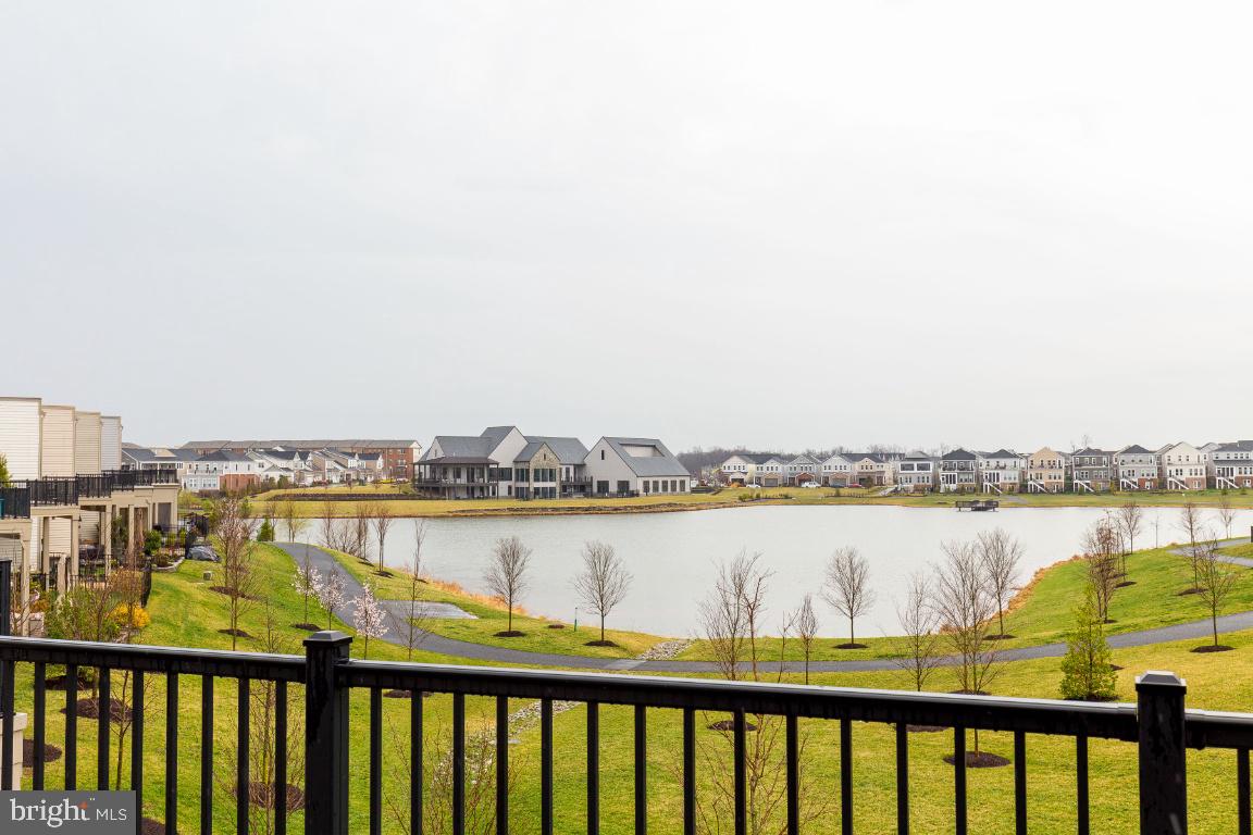 42811 Cumulus TERRACE