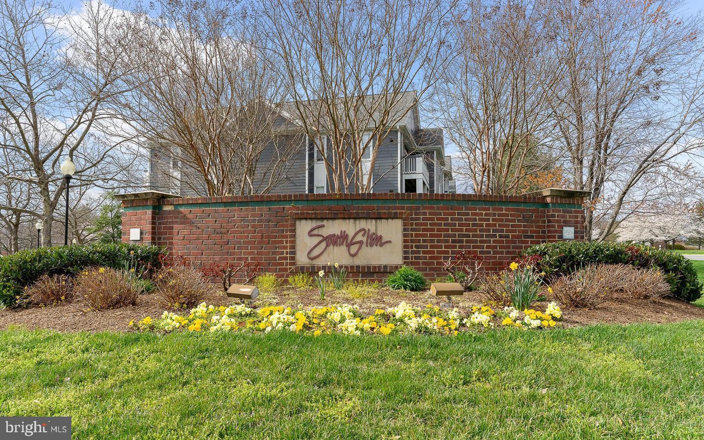 20320 Beechwood TERRACE Unit: 301