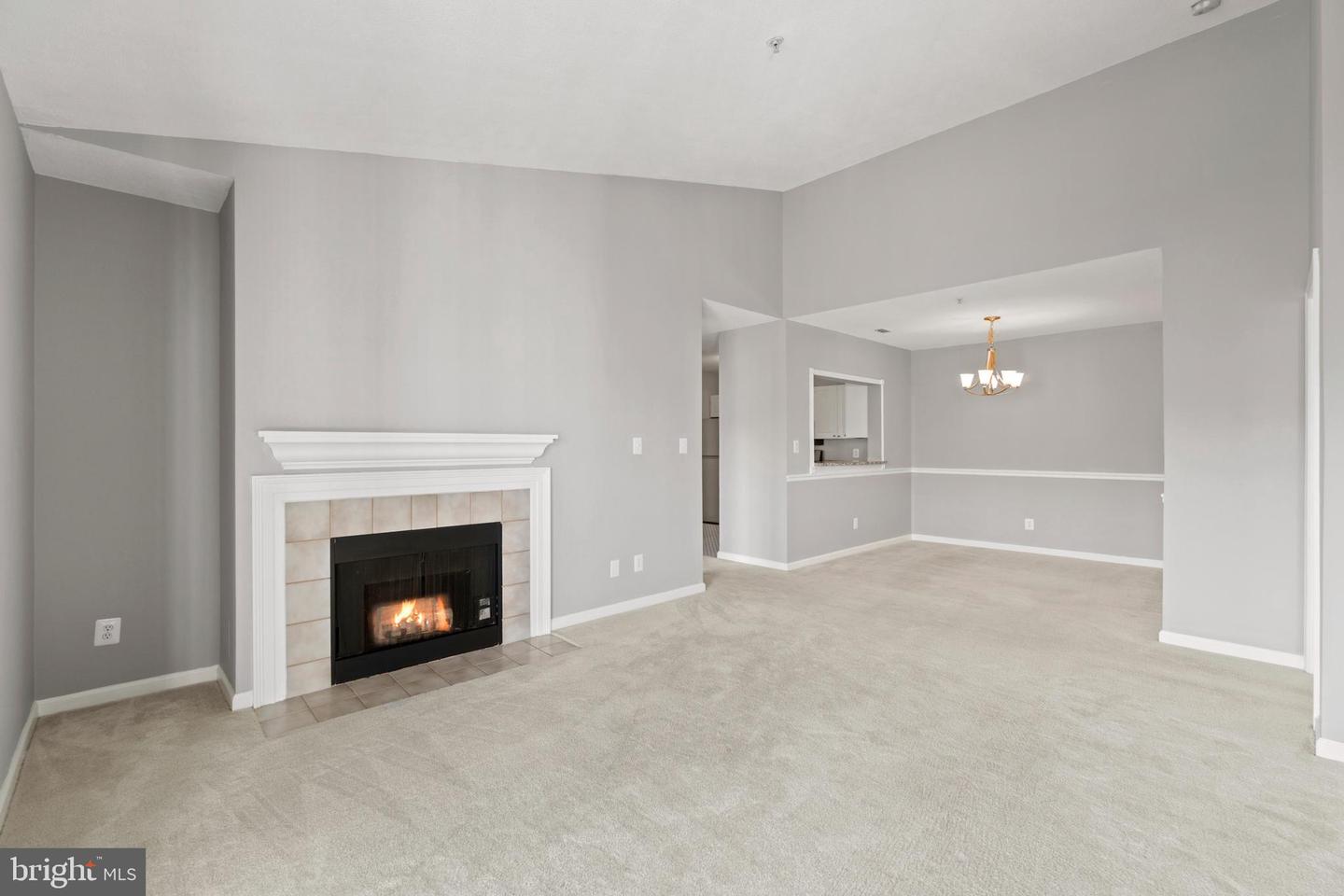 20320 Beechwood TERRACE Unit: 301