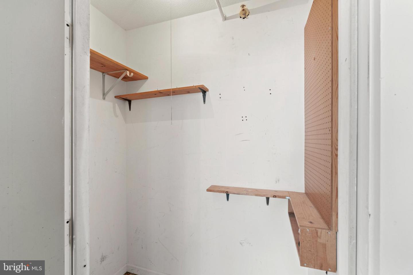 20320 Beechwood TERRACE Unit: 301
