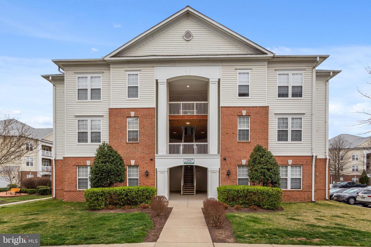 22687 Blue Elder TERRACE Unit: 302