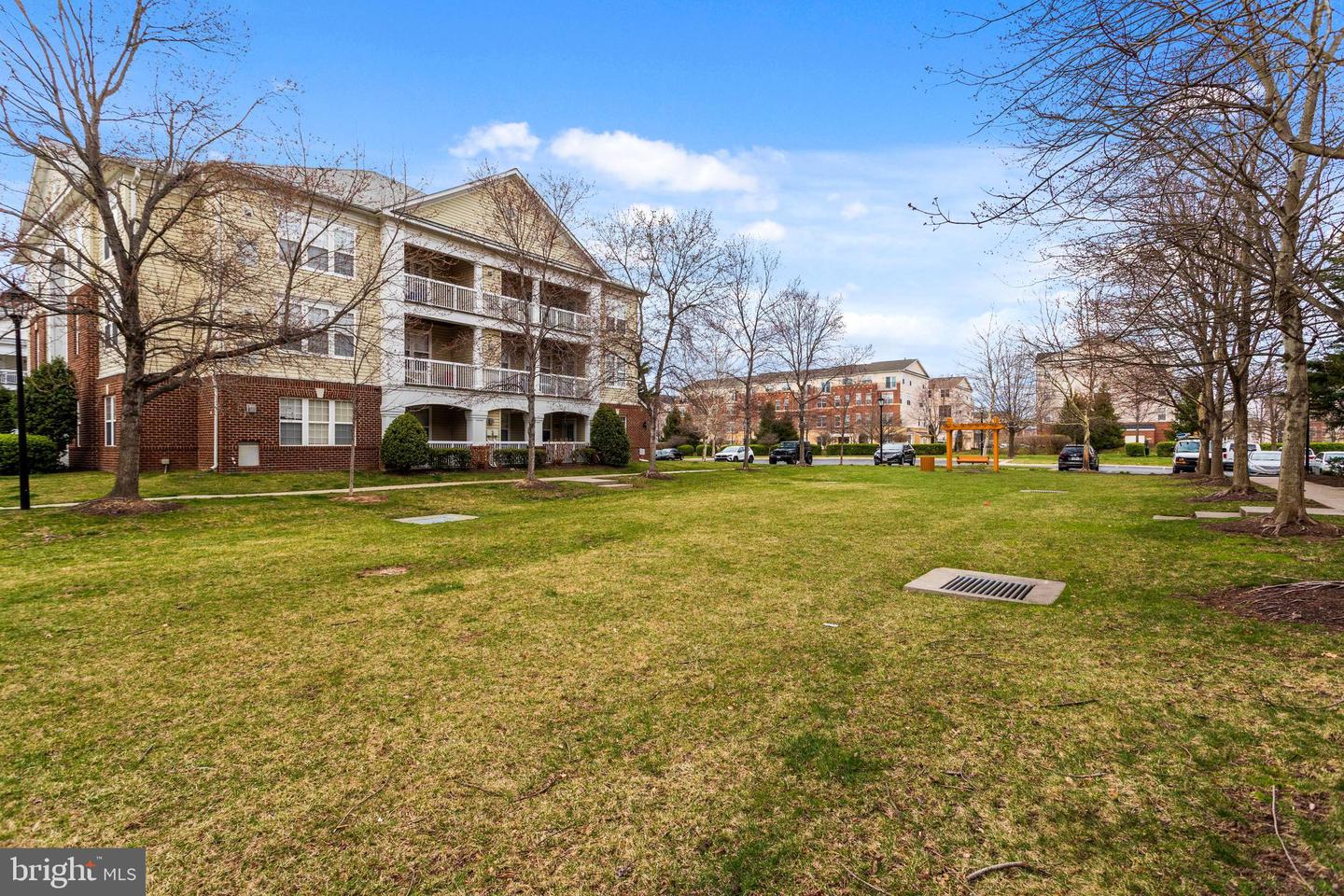 22687 Blue Elder TERRACE Unit: 302