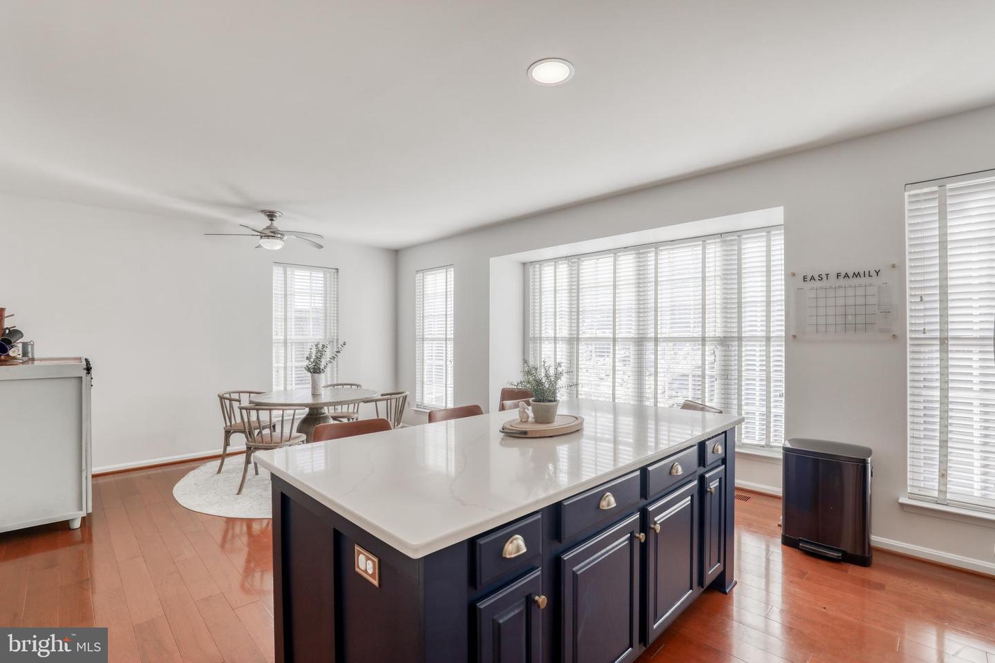 43650 Lees Mill SQUARE