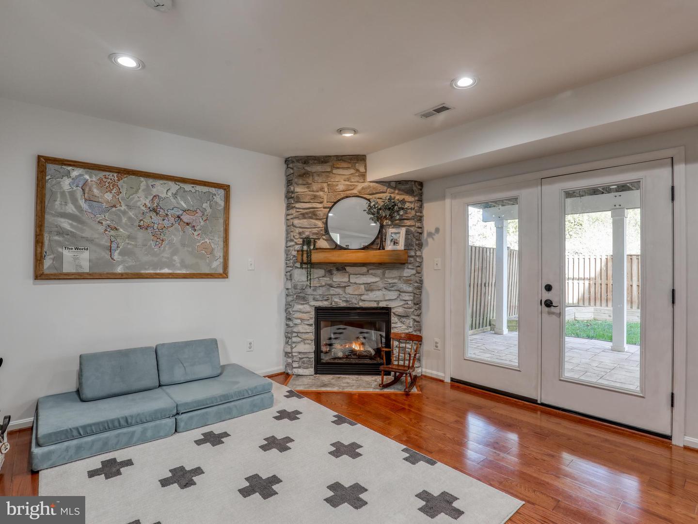 43650 Lees Mill SQUARE