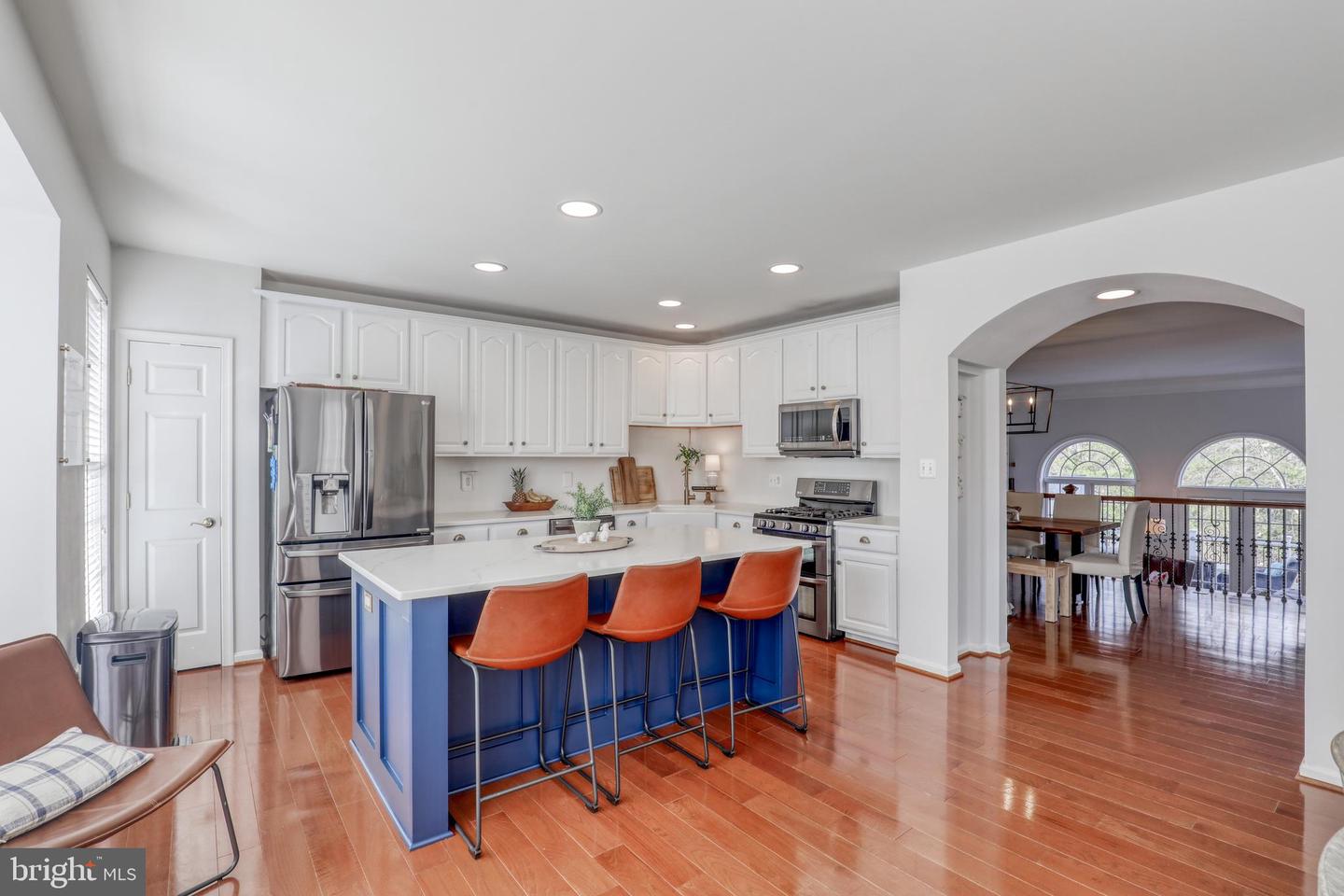 43650 Lees Mill SQUARE
