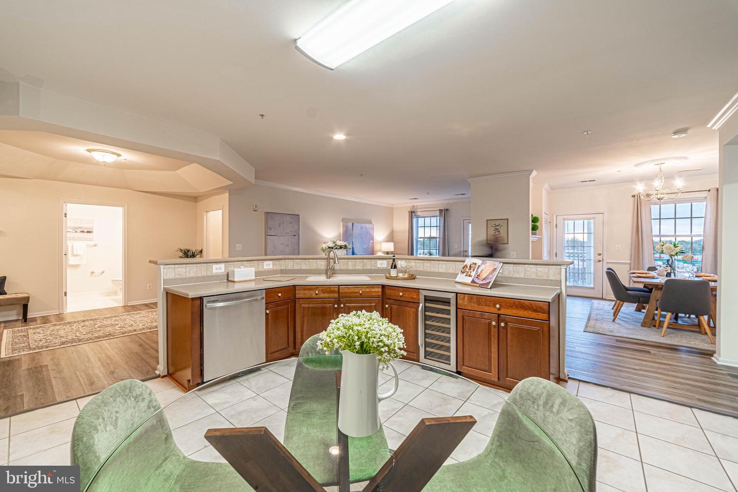 20751 Royal Palace SQUARE Unit: 425