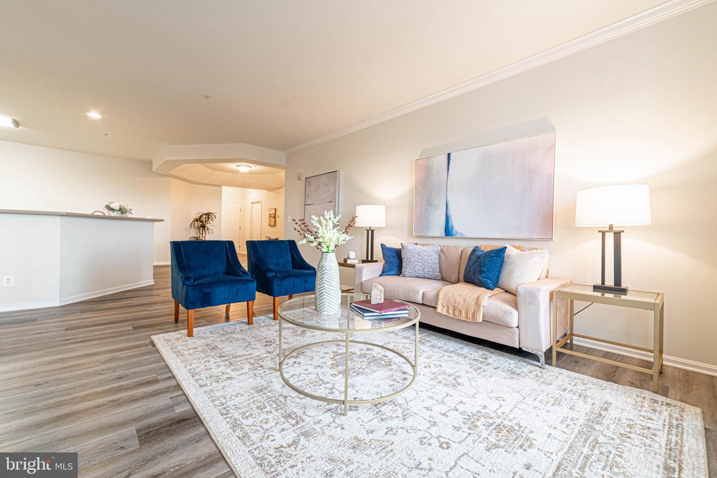 20751 Royal Palace SQUARE Unit: 425