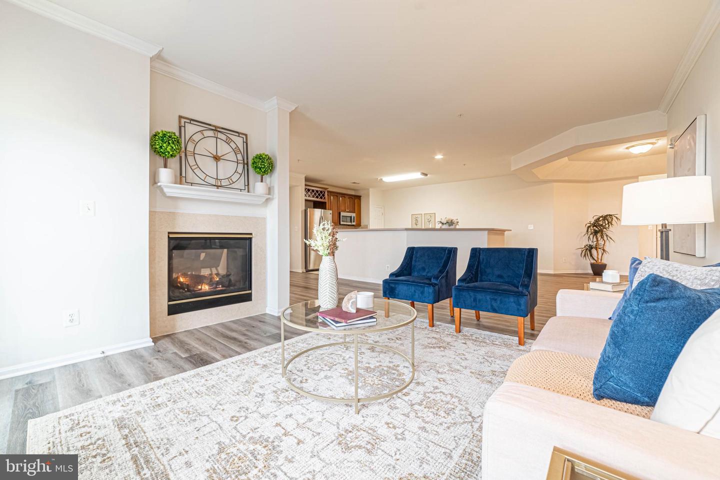 20751 Royal Palace SQUARE Unit: 425