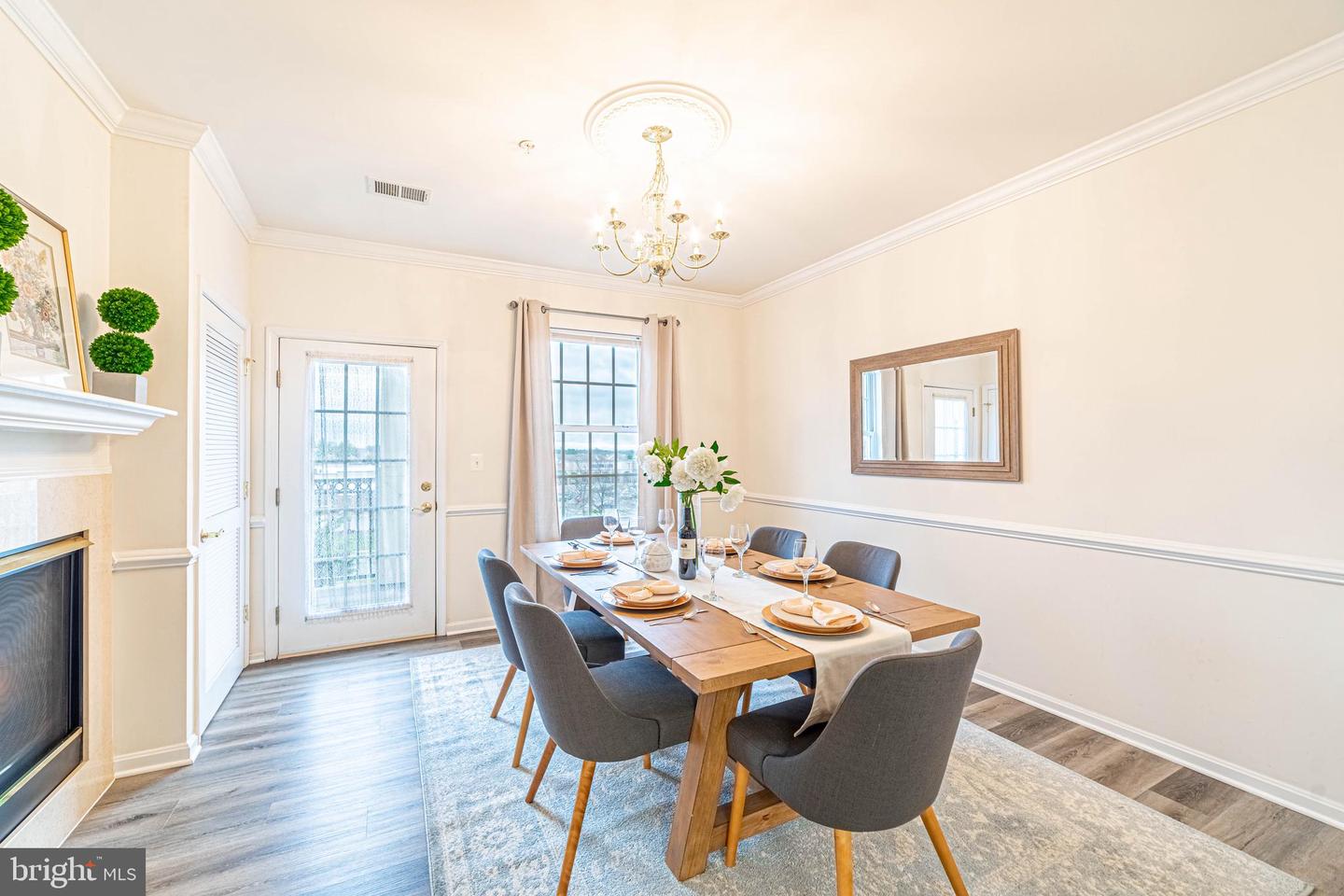 20751 Royal Palace SQUARE Unit: 425