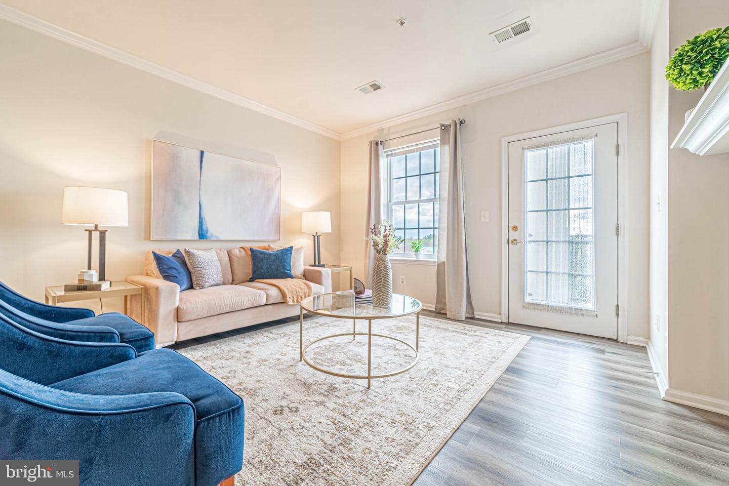 20751 Royal Palace SQUARE Unit: 425