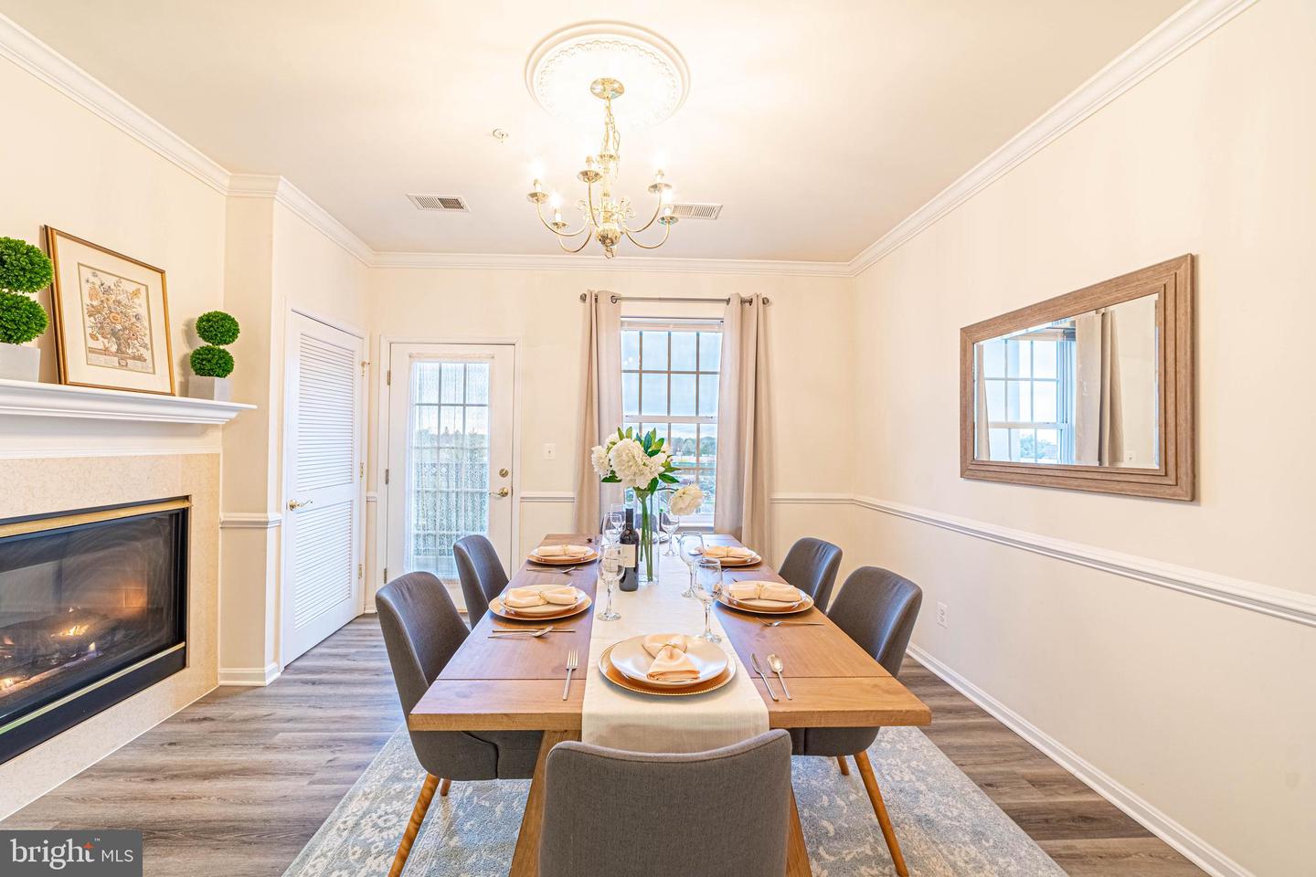 20751 Royal Palace SQUARE Unit: 425