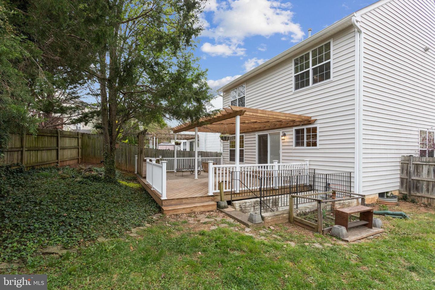 601 Nathan PLACE NE