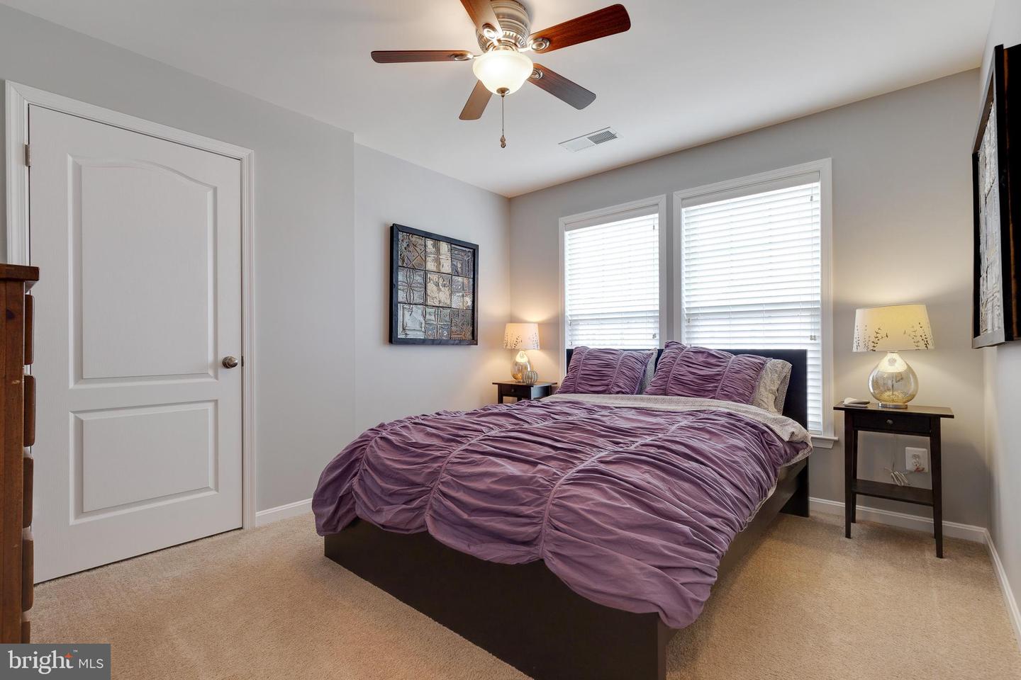 25126 Sweet Myrtle SQUARE